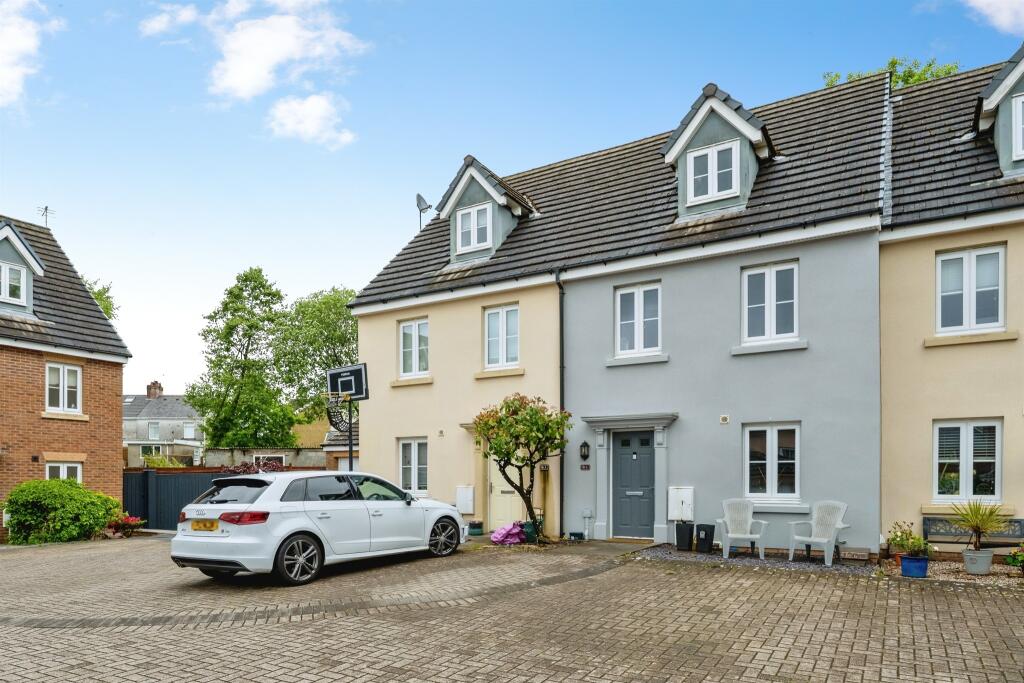 Main image of property: Cwrt Rebecca, Pontarddulais, Swansea