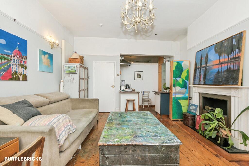 Apartment in Brighton - View 4