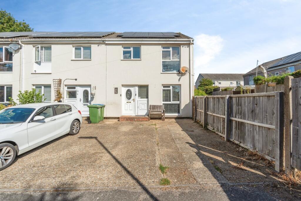 Main image of property: Menzies Close, Southampton, Hampshire, SO16