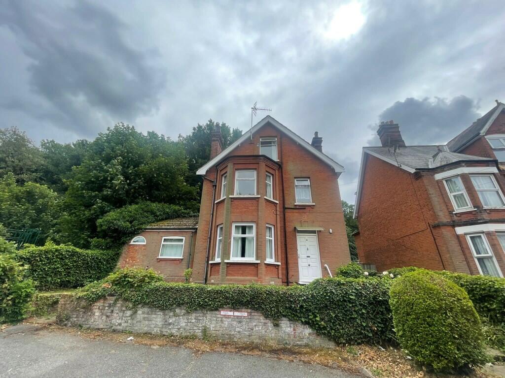 Main image of property: Gippeswyk Road, Ipswich, Suffolk, IP2