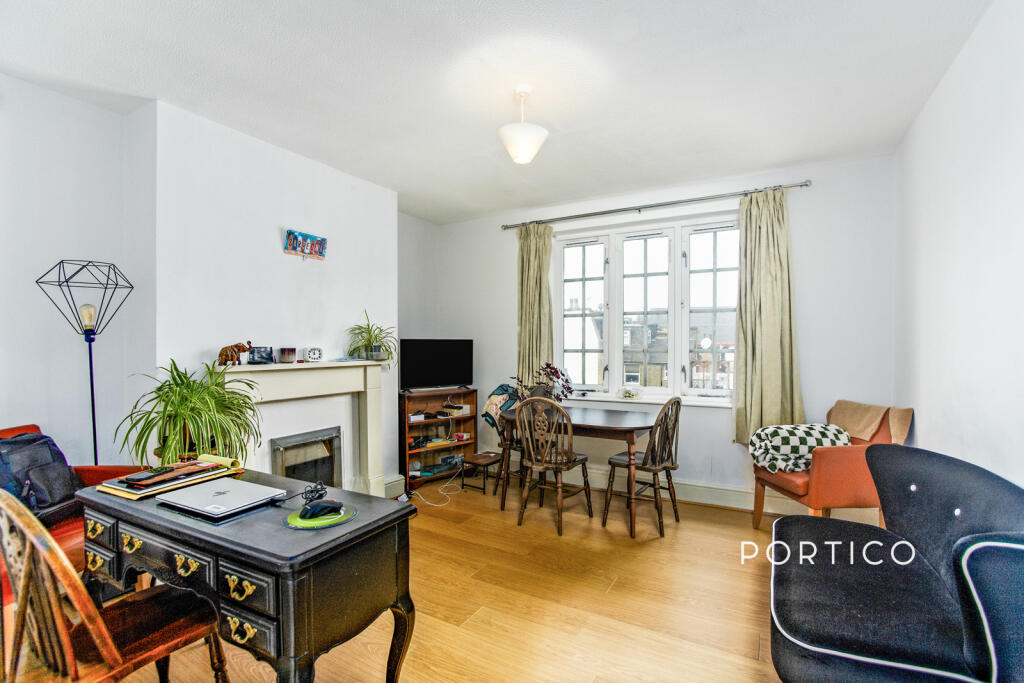 Main image of property: Frogmore, London, SW18