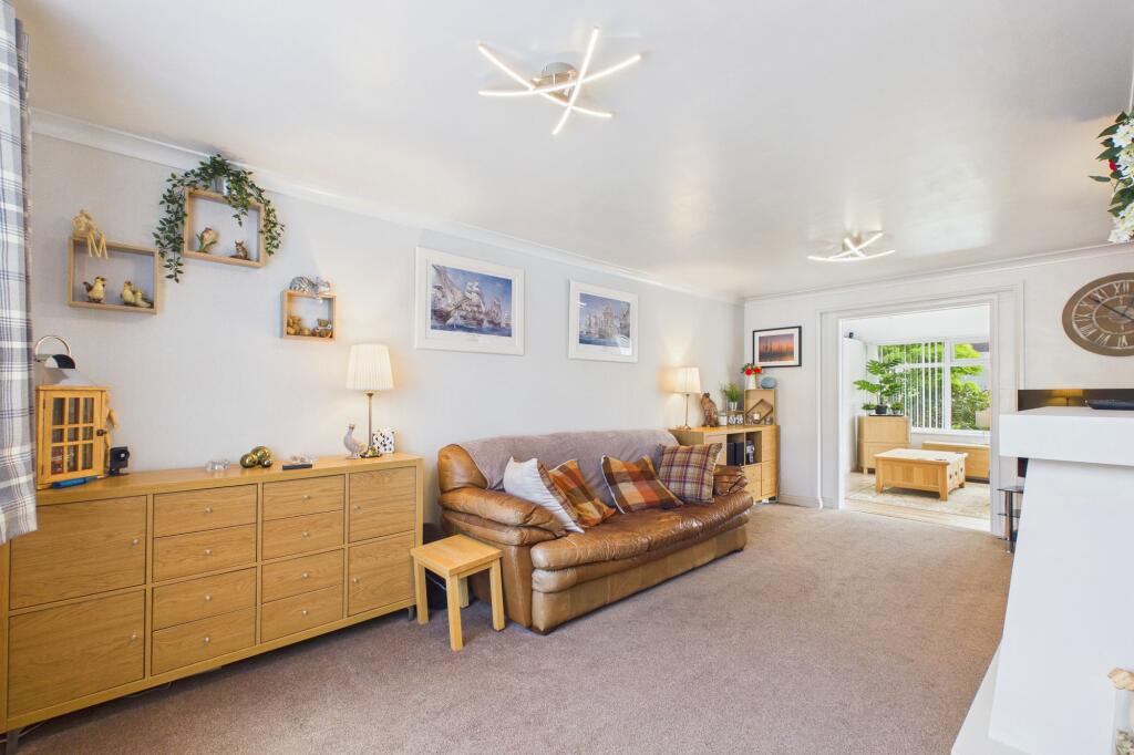 Elterwater Avenue, Workington, CA14 - View 4