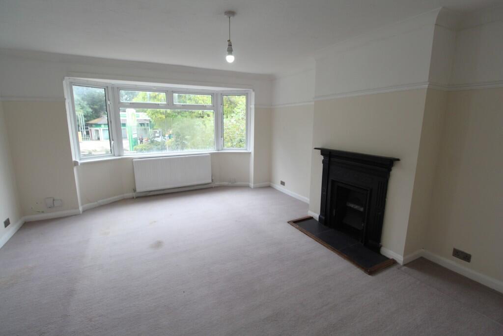 Tilehurst Road, Reading photo 3