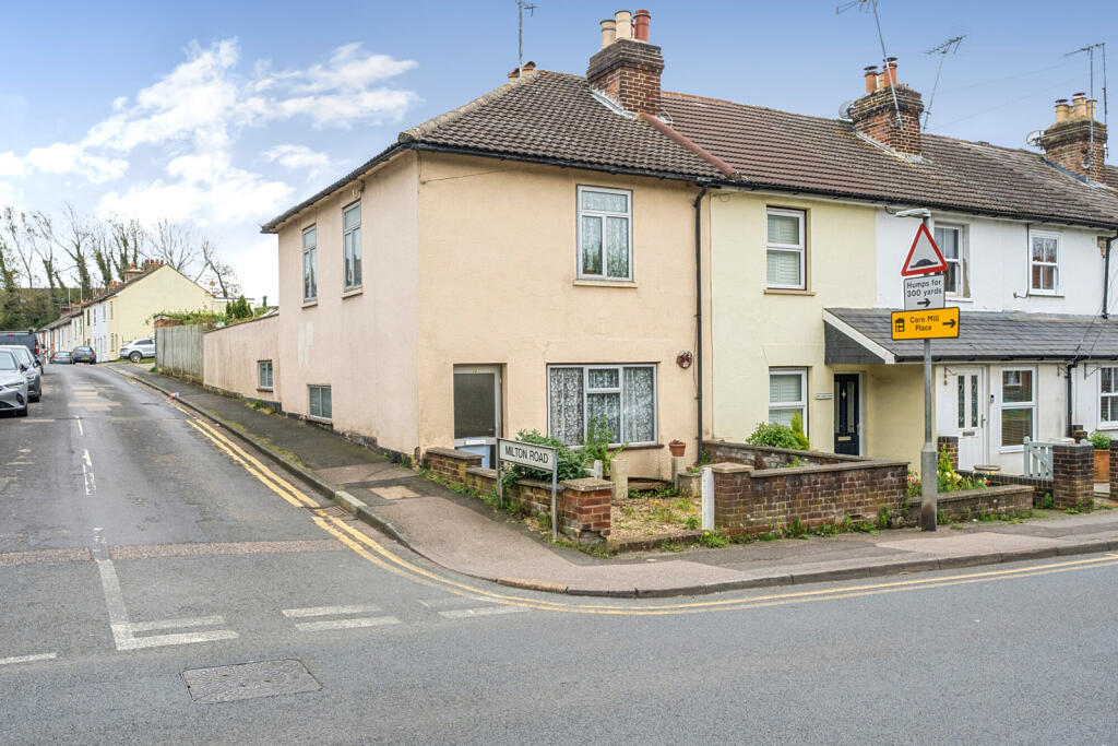 Main image of property: London Road, Dunton Green, Sevenoaks
