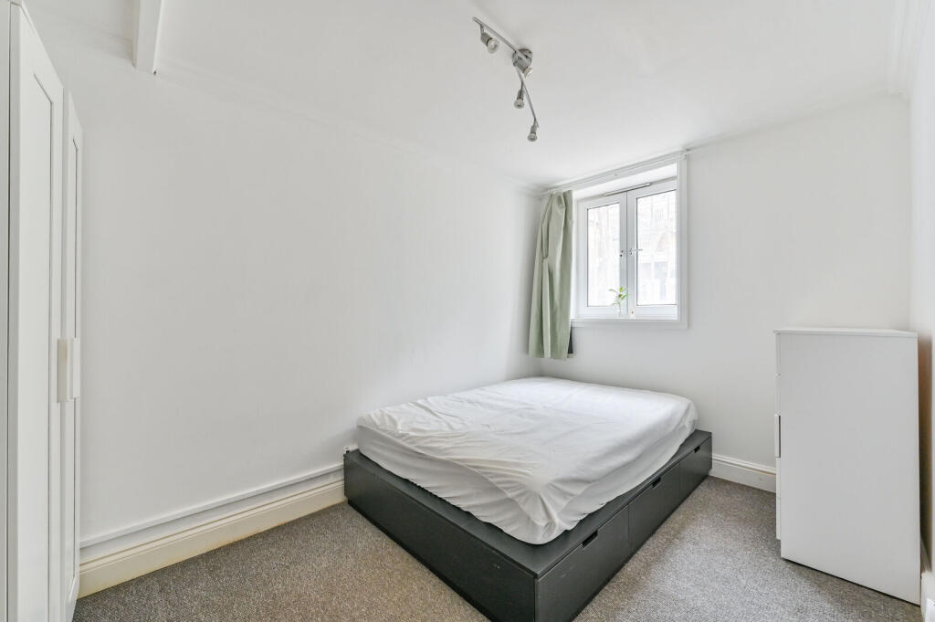 Apartment in London, Brondesbury Park, Queen's Park - View 5