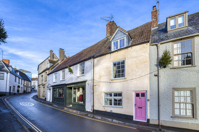Main image of property: Charming cottage in central Bruton