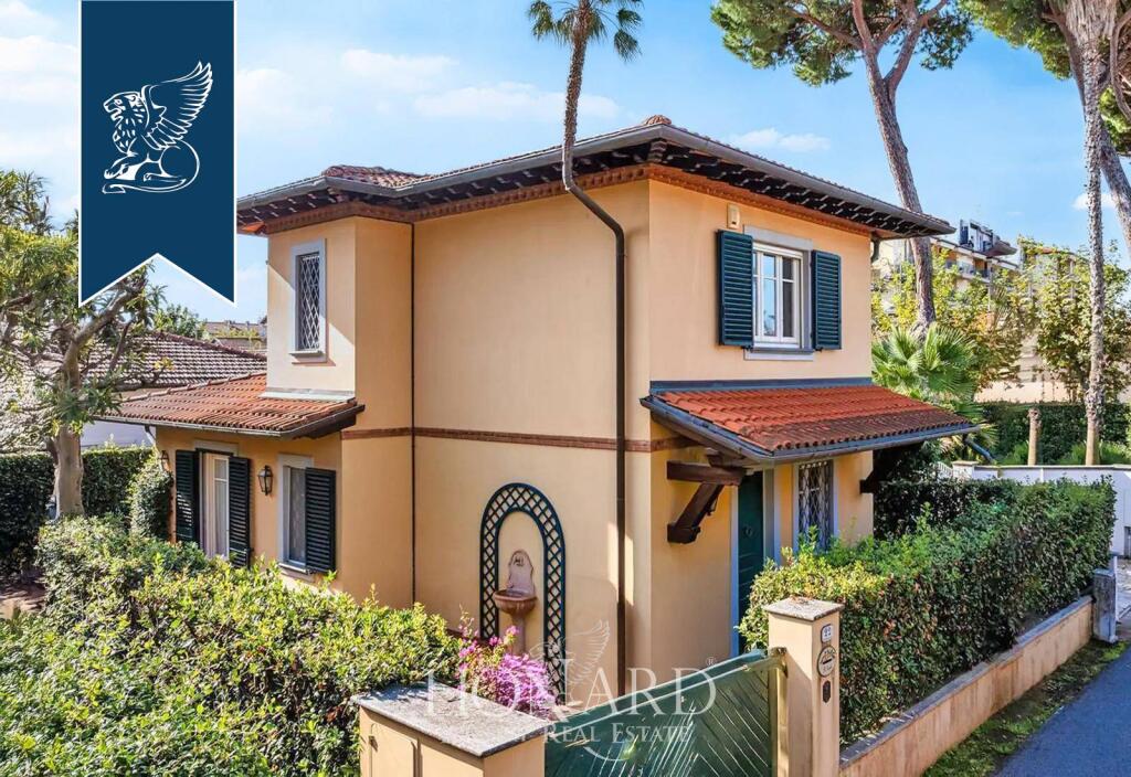 Main image of property: Tuscany, Lucca, Forte Dei Marmi
