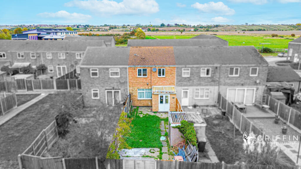 Pageant Close, Tilbury, RM18 photo 2