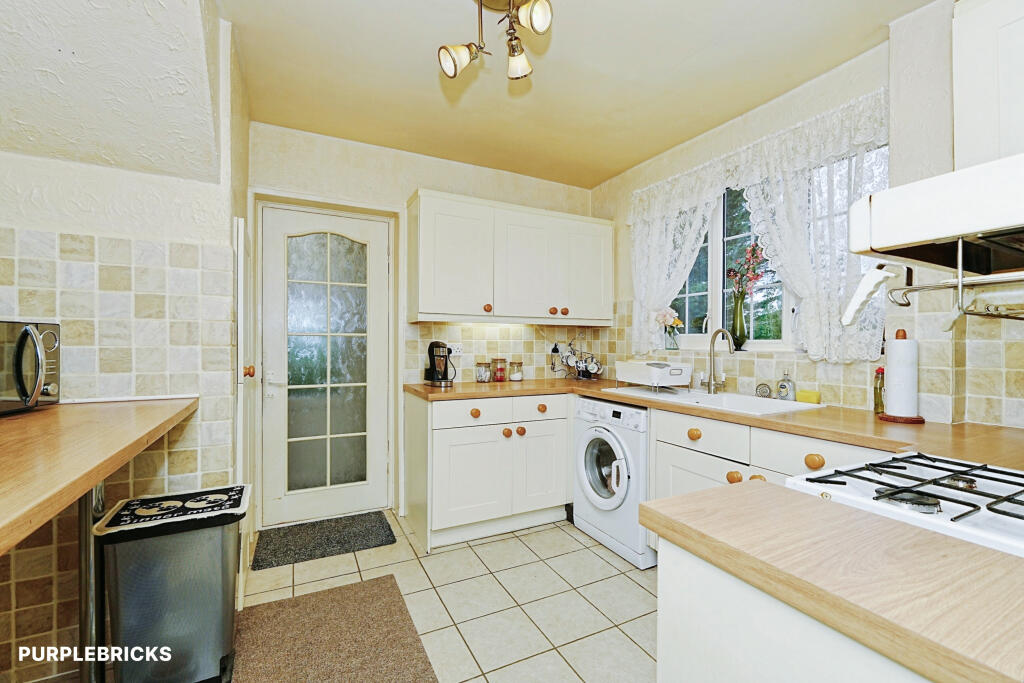 House in London - View 5