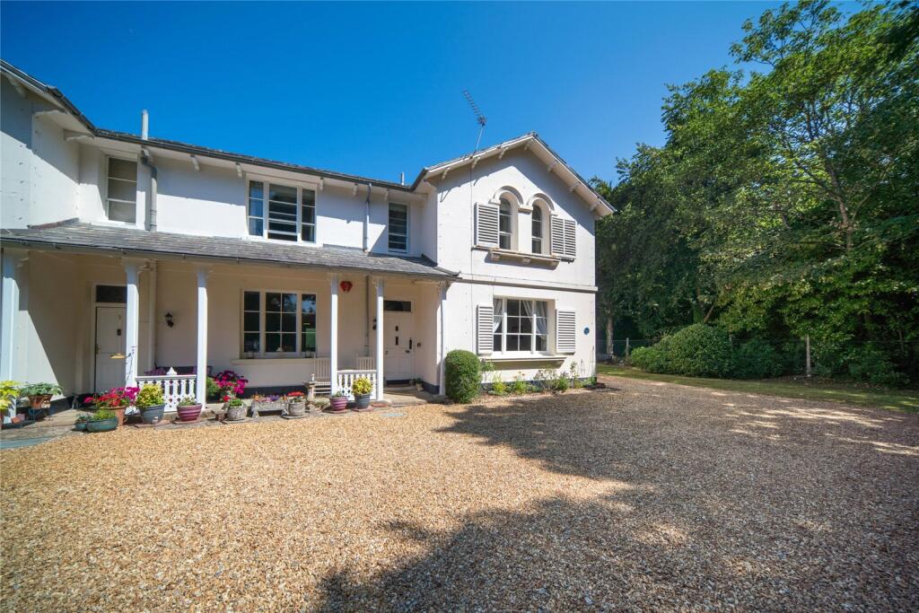 Main image of property: York Avenue, East Cowes, Isle of Wight