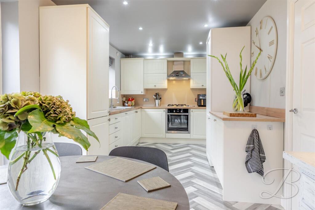 House in Newark and Sherwood, Clipstone - View 4