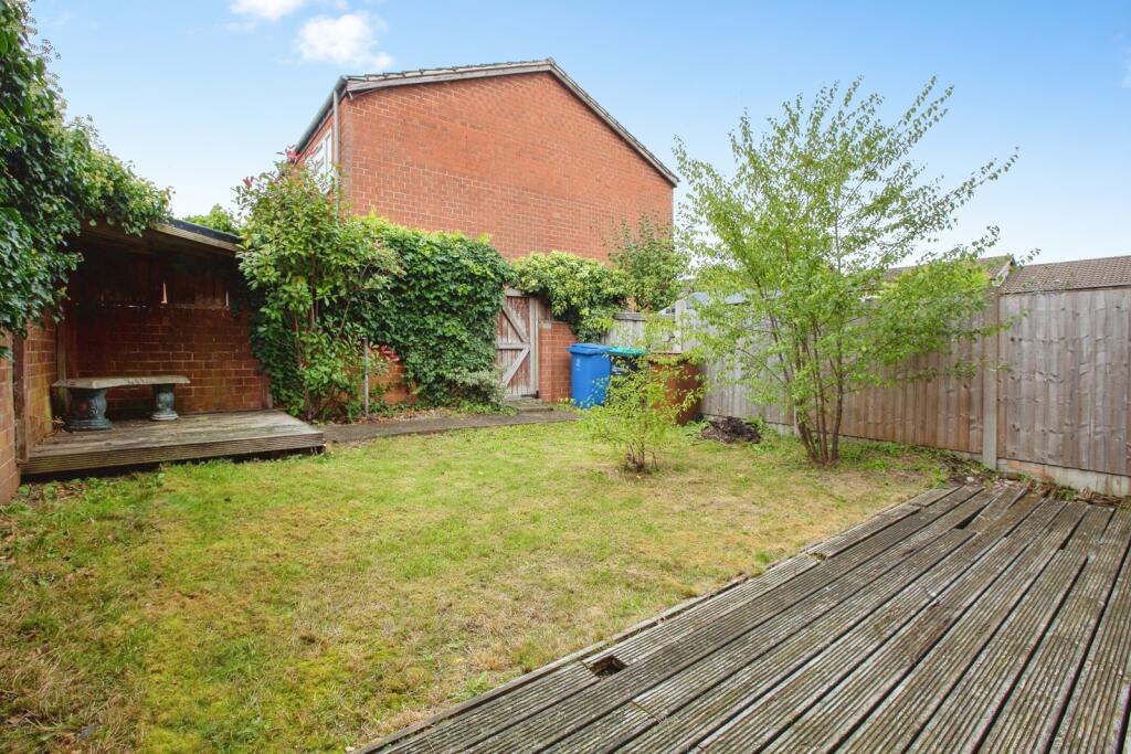 House in Mansfield, Nottinghamshire - View 4