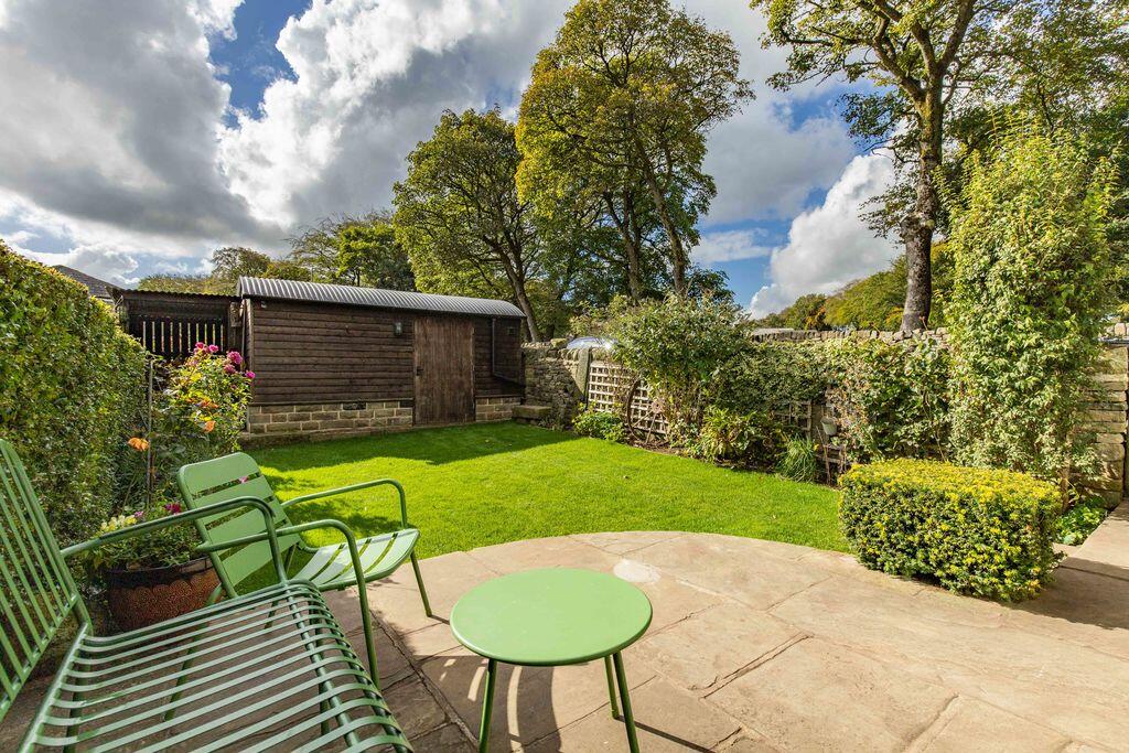 1 Villa Terrace, Krumlin, Barkisland HX4 0AU photo 4