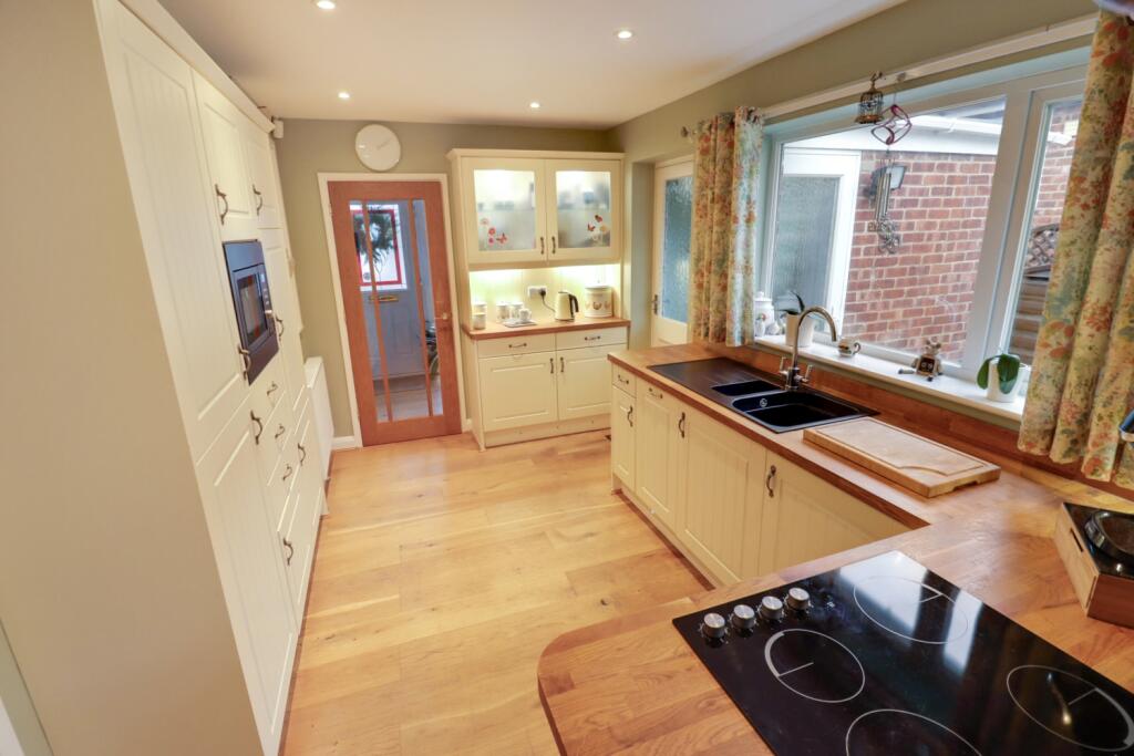 Woodside, Ashby-de-la-Zouch, Leicestershire, LE65 photo 2