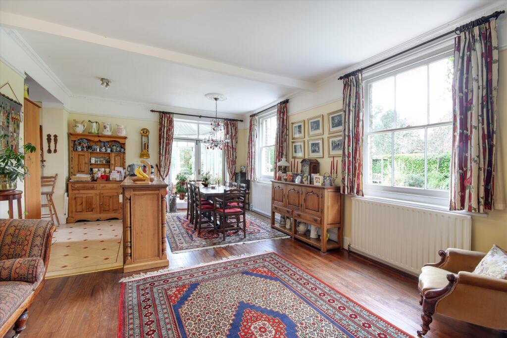 House in Sevenoaks, Halstead - View 3