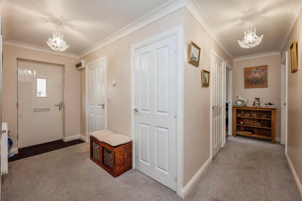 Purslane Drive, Caister-On-Sea, Great Yarmouth photo 4