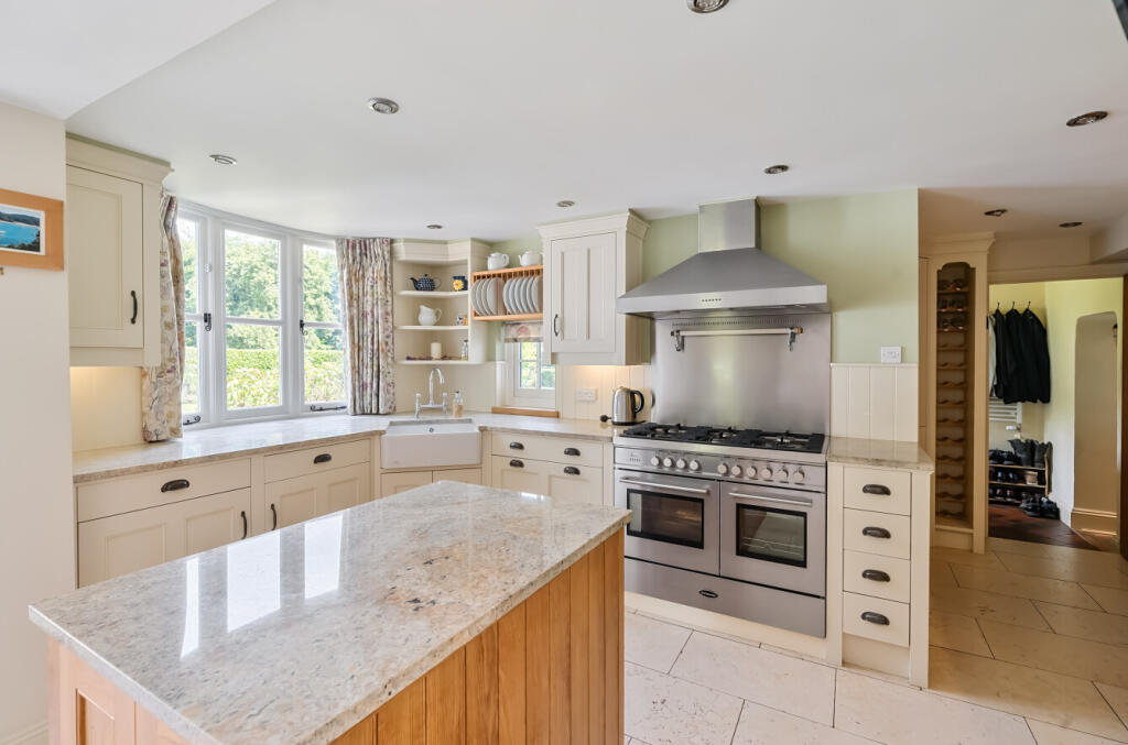 House in New Forest, Burley - View 5