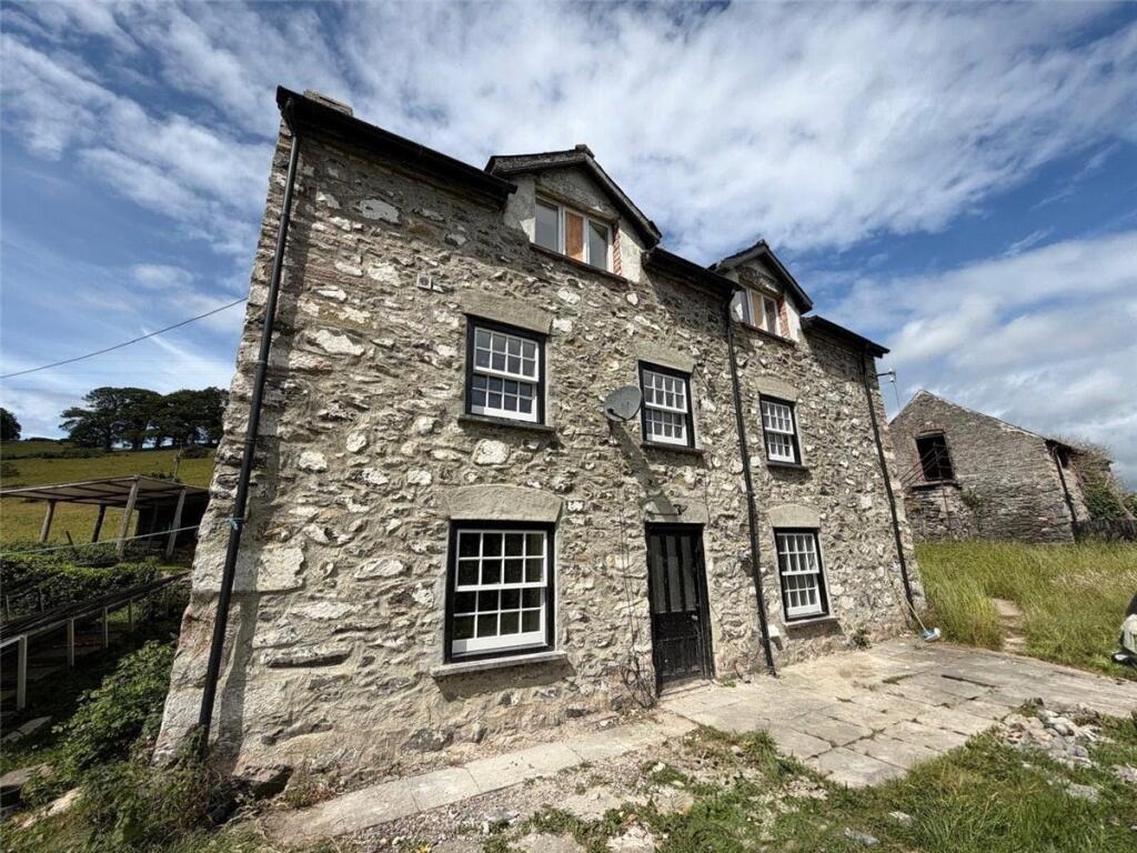 Main image of property: Mochdre Road, Colwyn Bay, Conwy, LL28