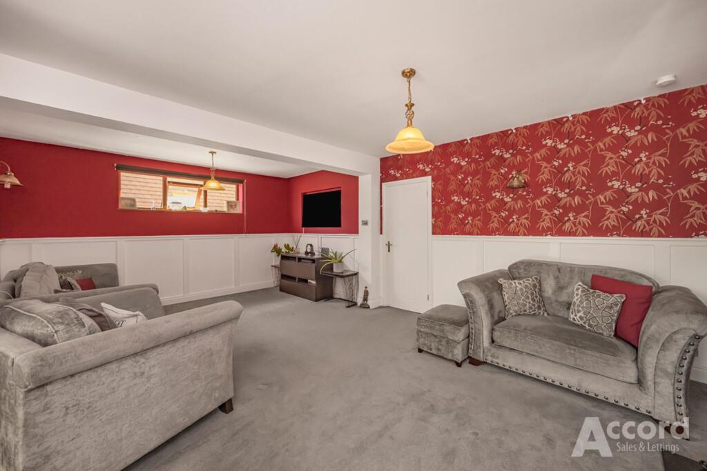 House in Romford - View 4