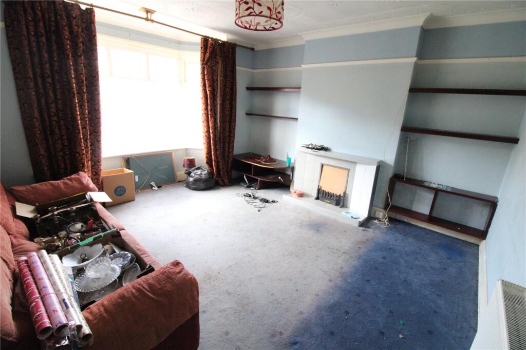 Apartment in Bournemouth - More