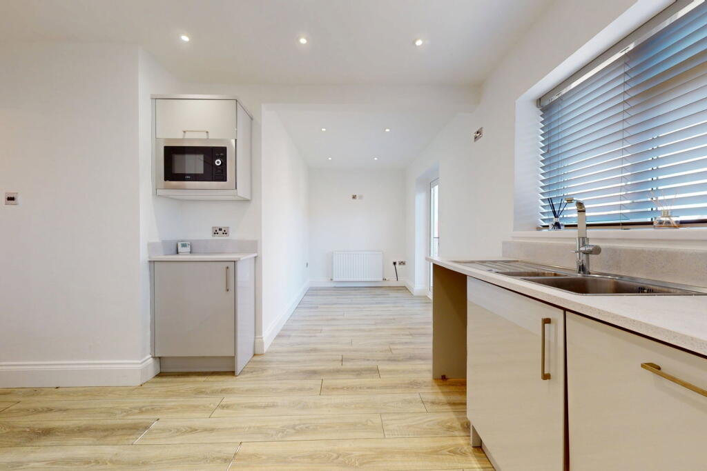House in Newcastle upon Tyne - View 5