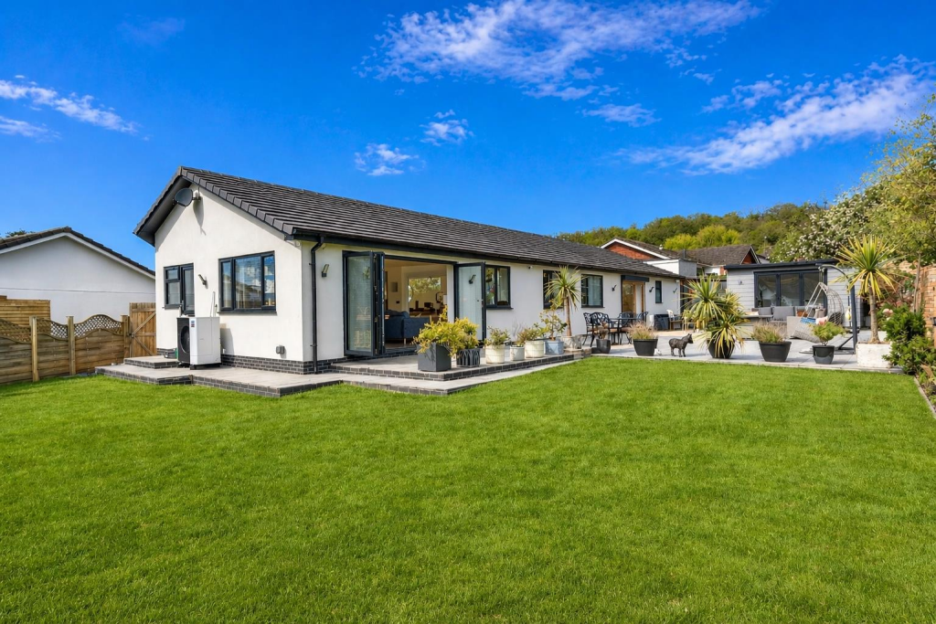 Meadow Drive, Weston-In-Gordano