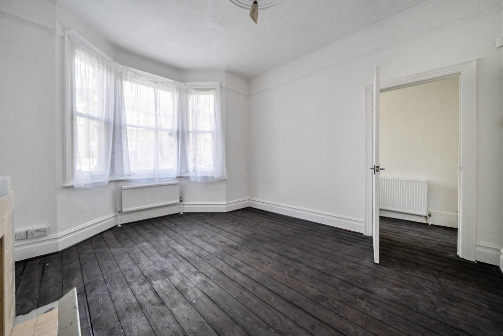 House in London, Hanwell - View 4