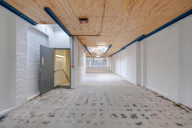 OFFICE 9.jpg
