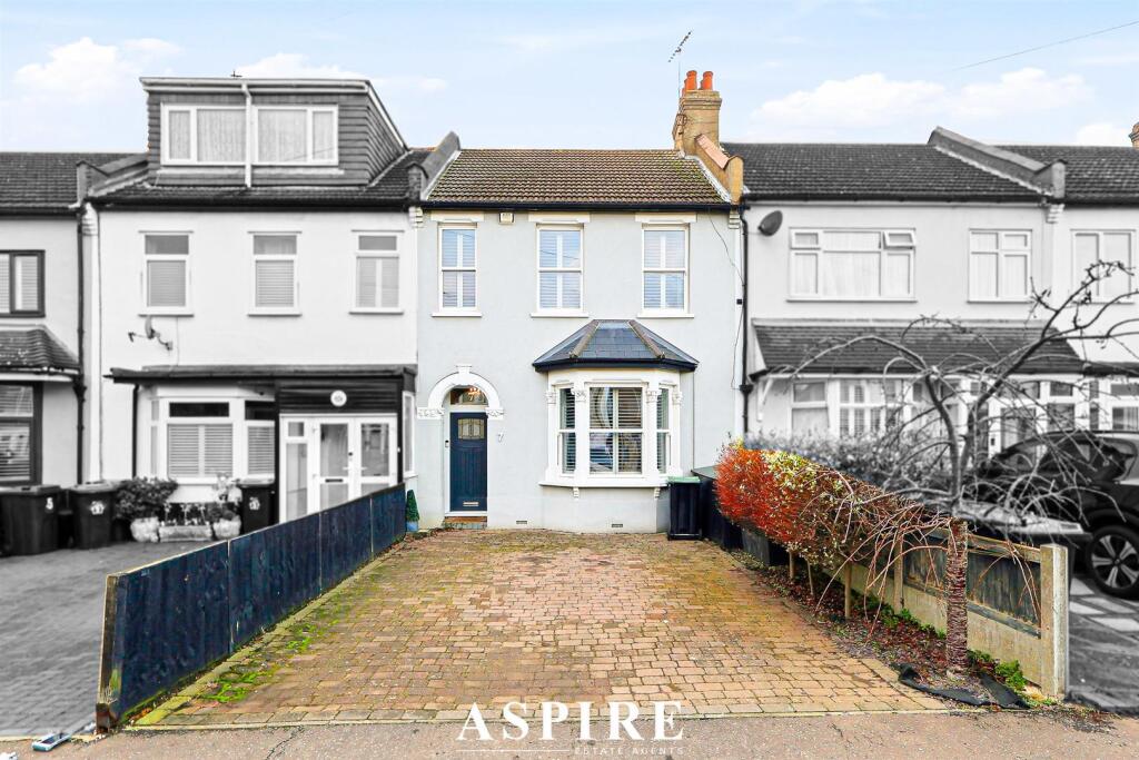 Main image of property: Video Presentation Inside - Ilfracombe Road, Southend-On-Sea