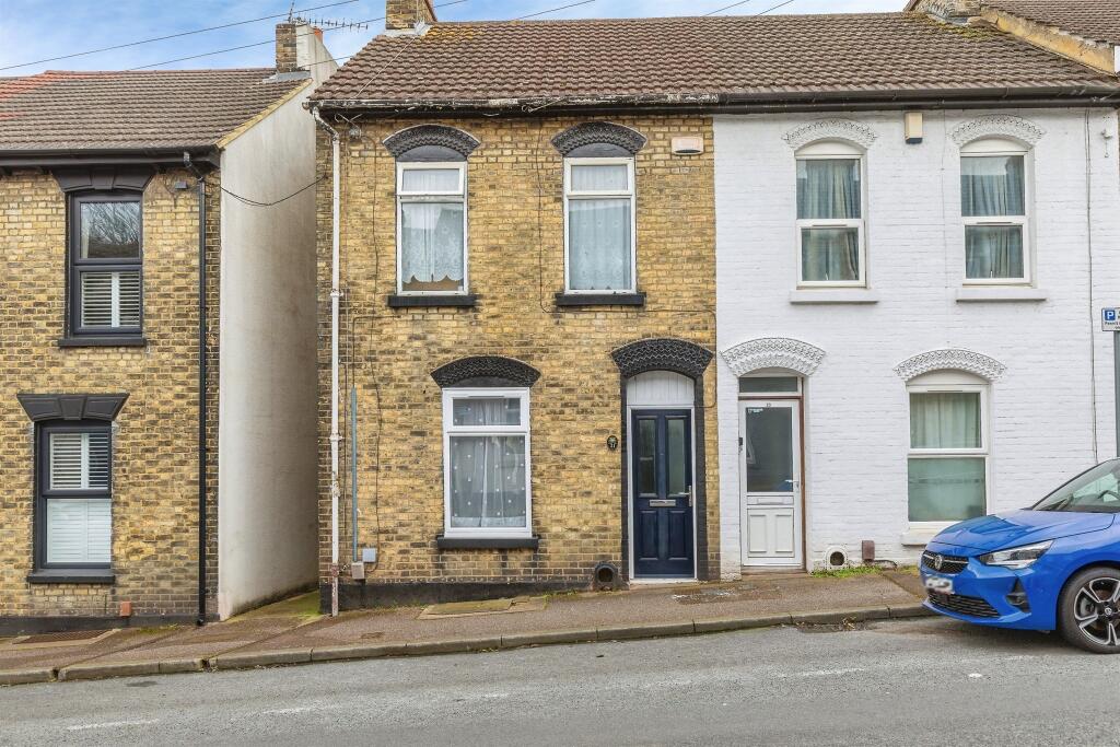 Main image of property: Pagitt Street, CHATHAM