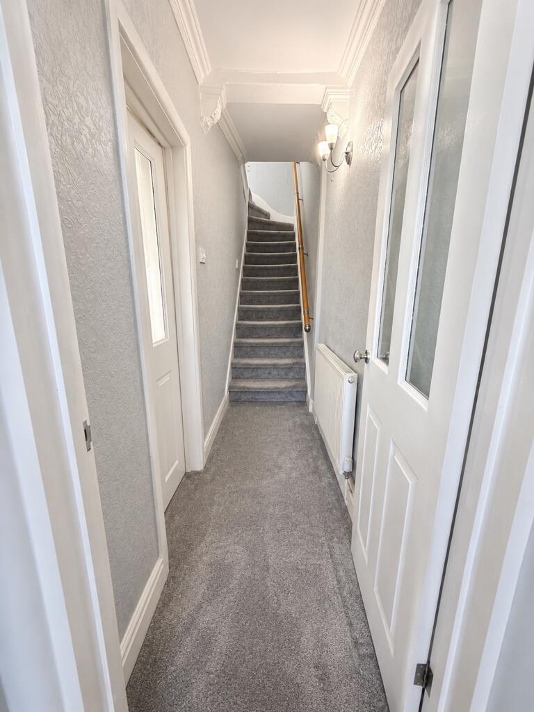 House in Maesycwmmer, Caerphilly - View 2