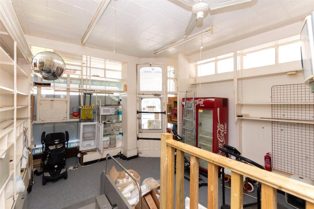 Clifton Road, Llandudno, Conwy, LL30 photo 3