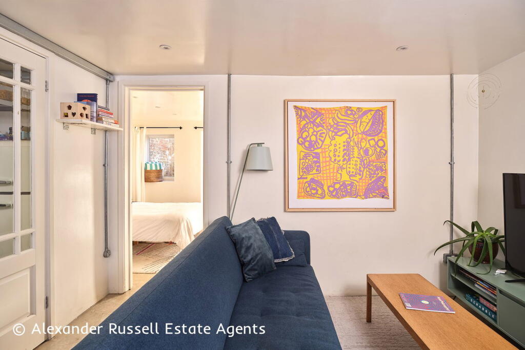 Apartment in Canterbury - More