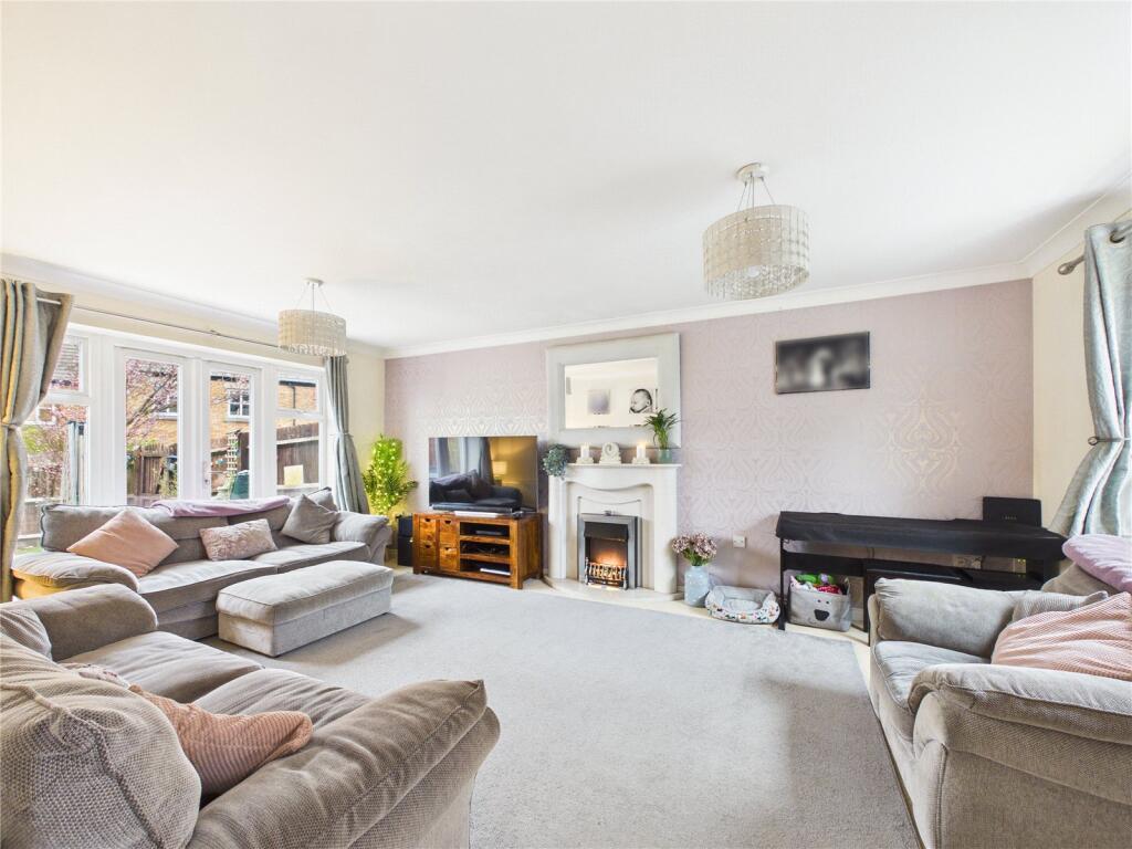 House in Bristol, Little Stoke - View 2