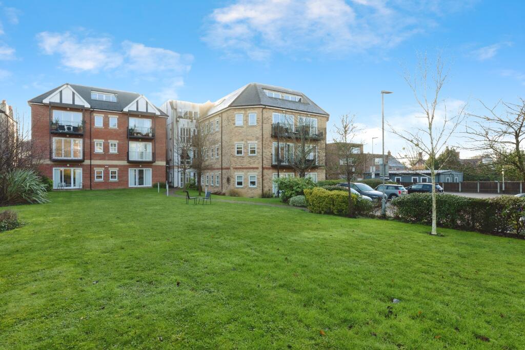 Main image of property: Church Hill, Loughton, IG10