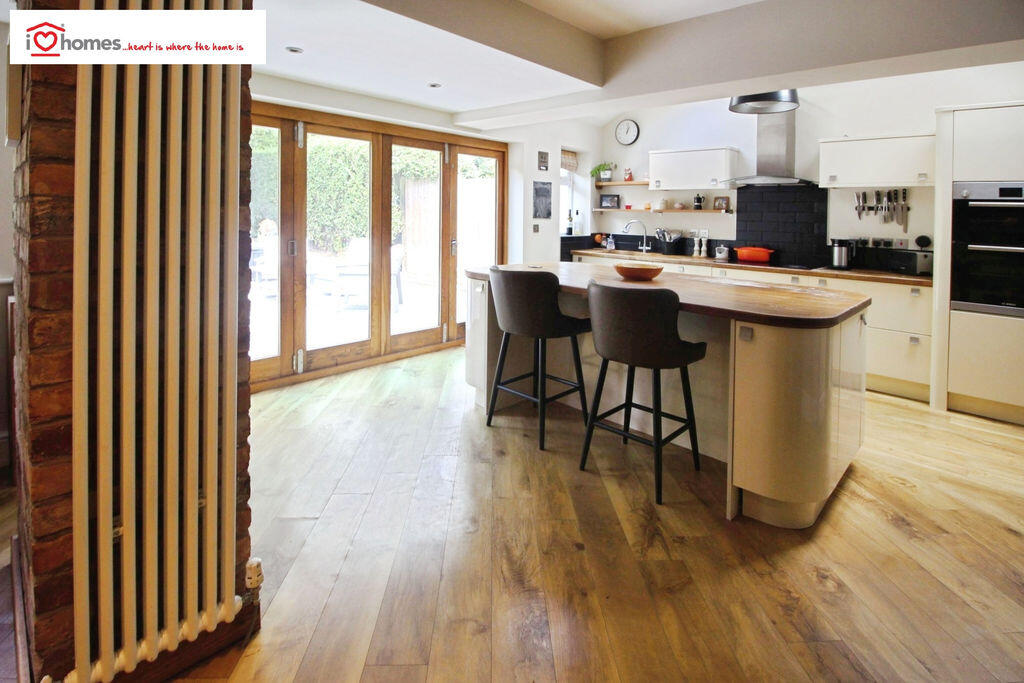 House in Walsall, West Midlands - View 5
