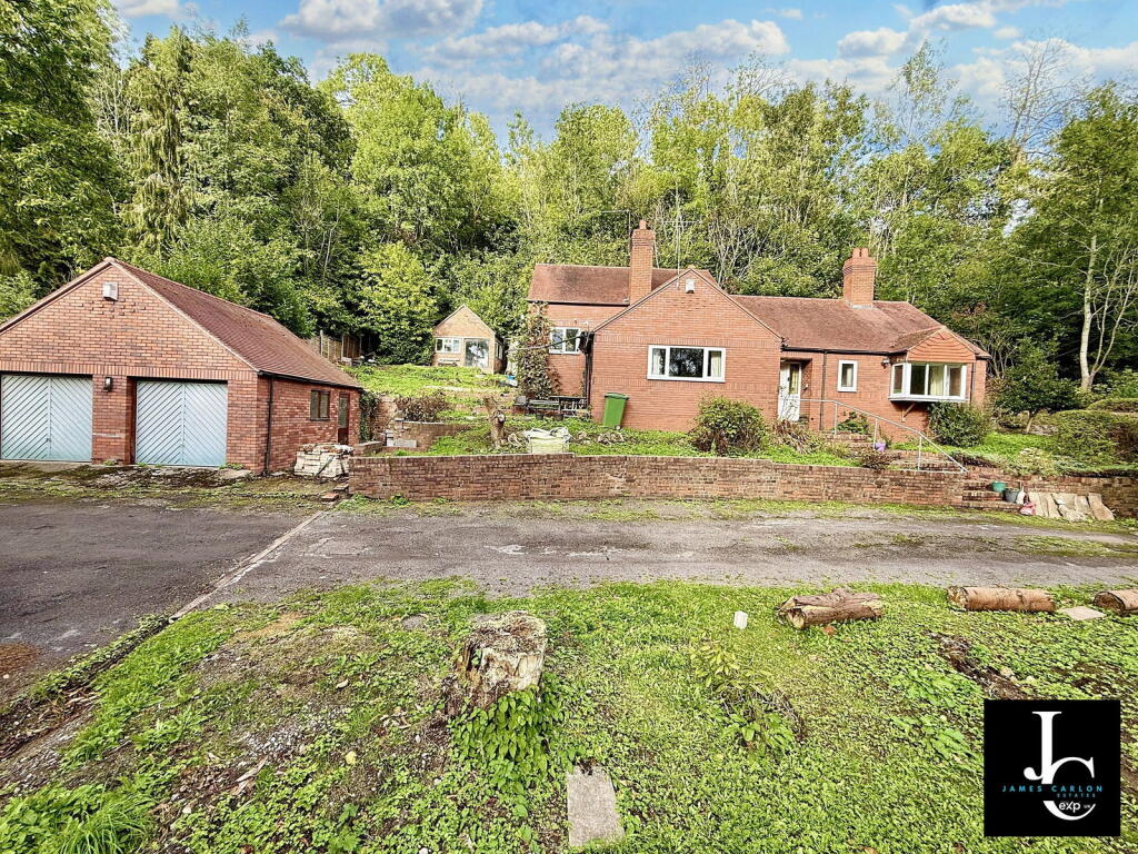 3-bed detached on Sutton Bank, Coalport, Telford, TF8 7JB, £450,000