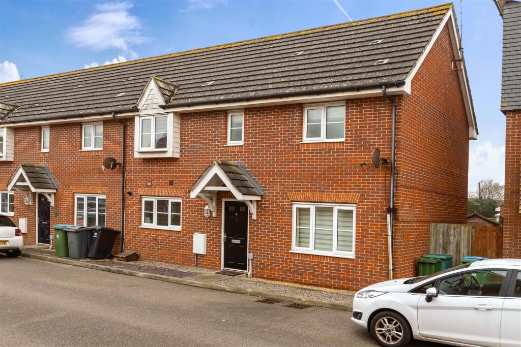 Main image of property: Faulkner Gardens, Wick, Littlehampton