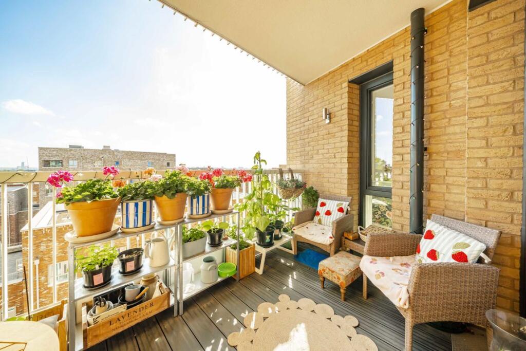 Apartment in London - View 5