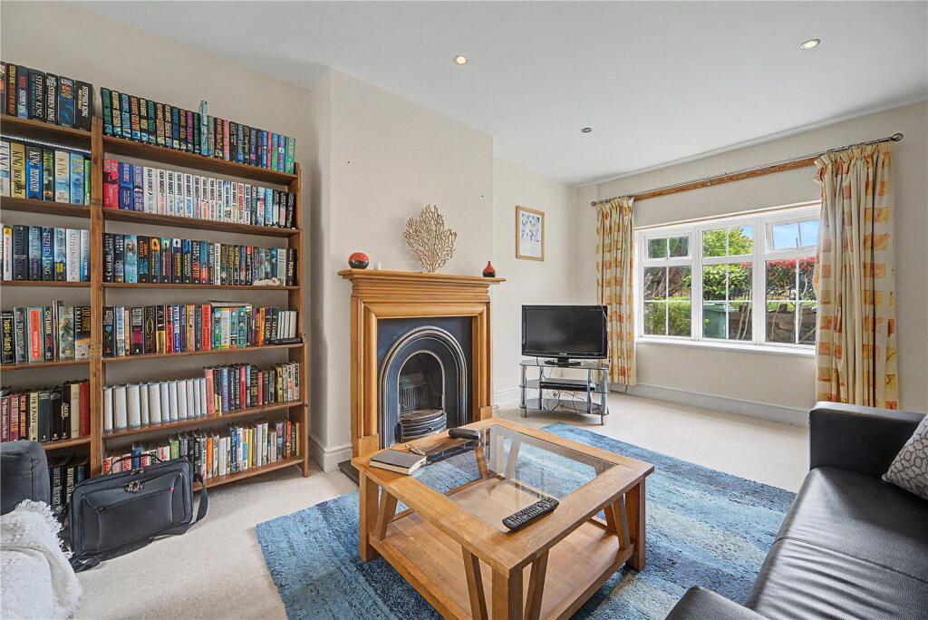 Tyn-y-Parc Road, Rhiwbina, Cardiff, South Glamorgan, CF14 photo 2