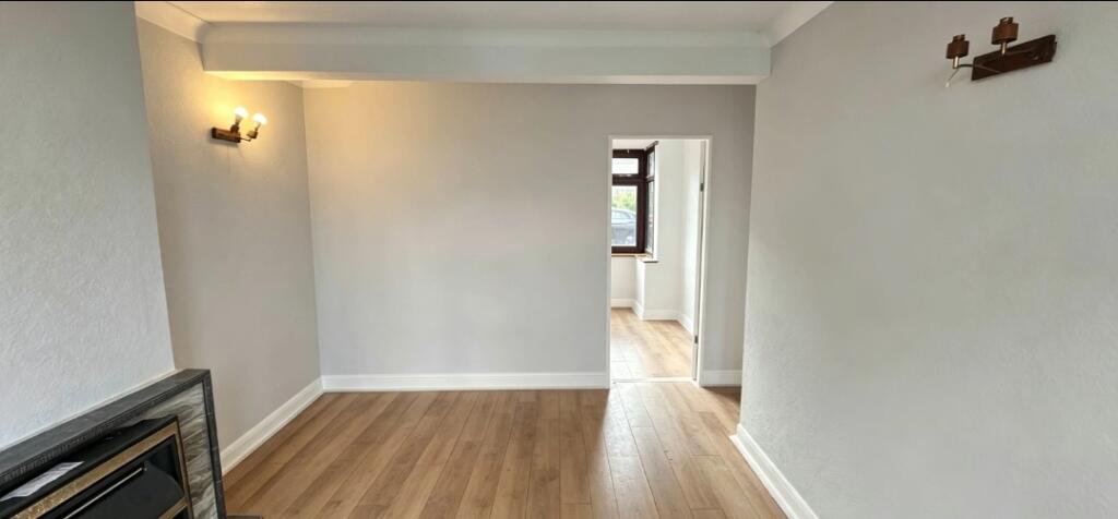 House in Enfield - More