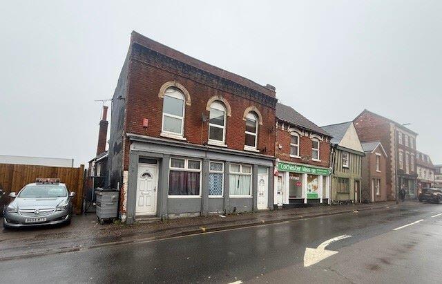 190a,190b &190c Magdalen Street, Colchester, Essex, CO1 2JX photo 4