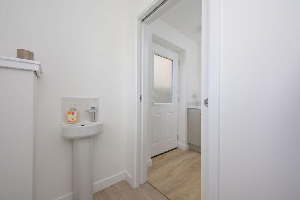 House in Kirkcaldy, Smeaton - More