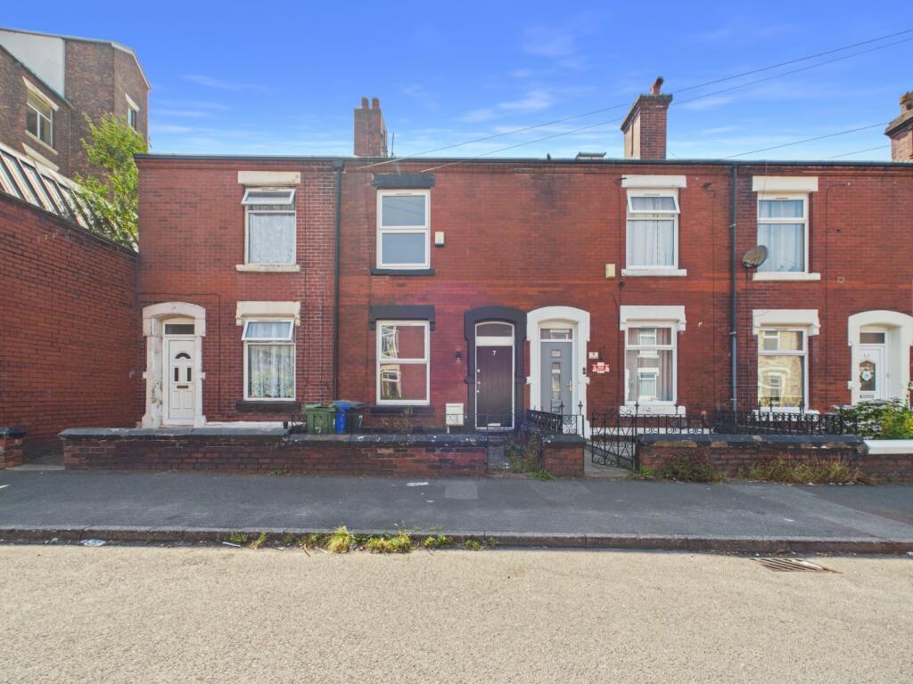 Main image of property: Smith Street, Ashton-under-Lyne, Greater Manchester, OL7