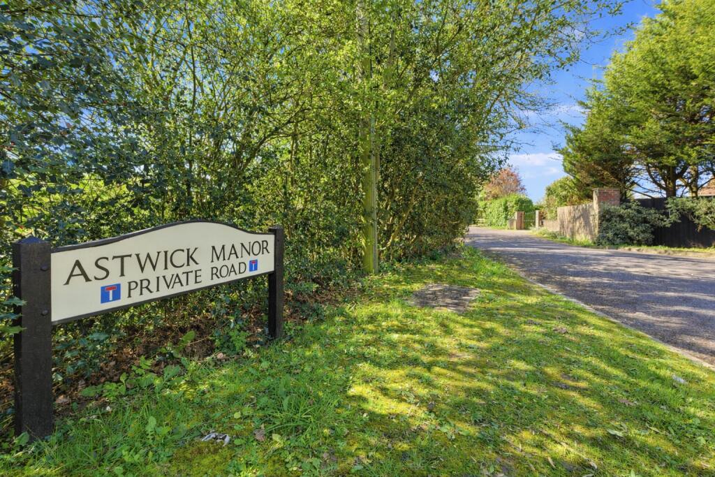 Additional image 16 of Astwick Manor, Coopers Green Lane, Hatfield, Hertfordshire, AL10