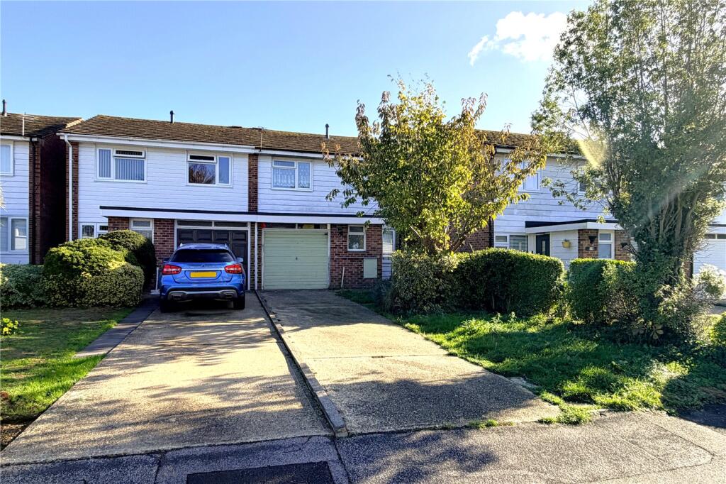 3-bed semi-detached on St. Francis Place, Havant, Hampshire, PO9, £280,000