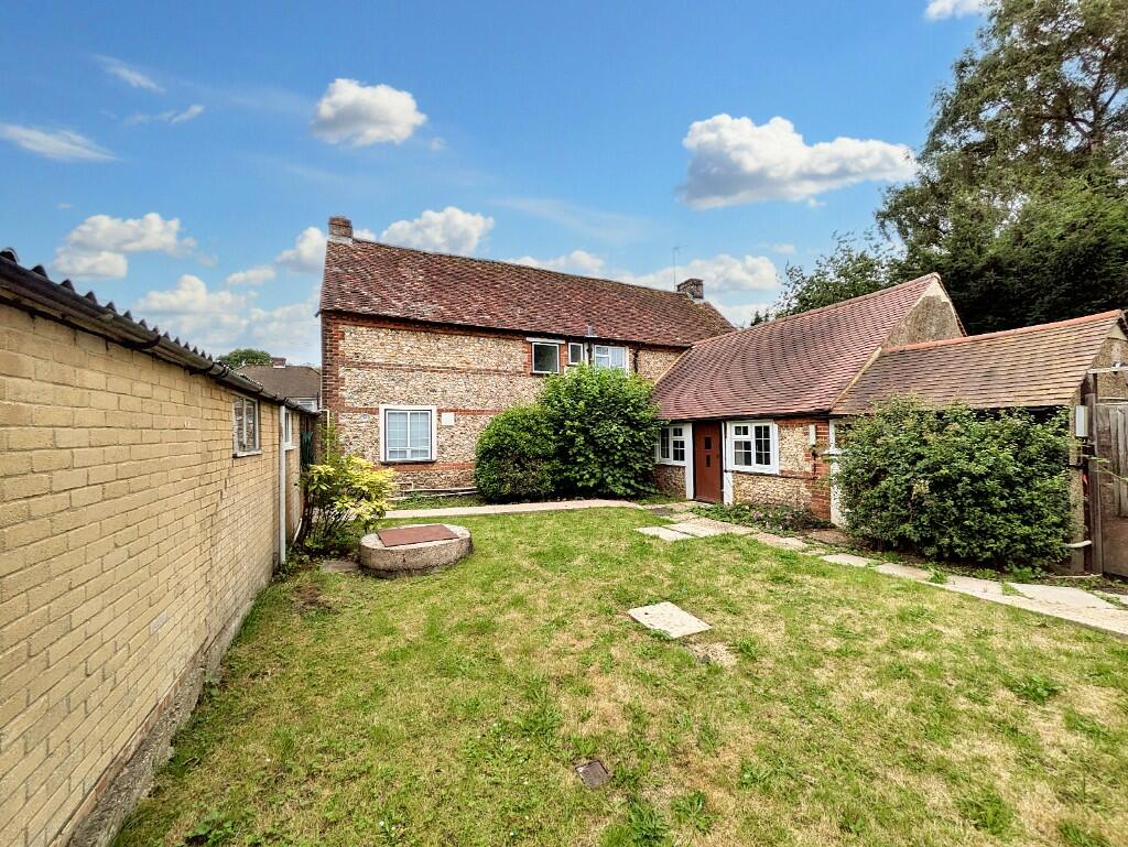 8-10 Newlands Cottages, Coulsdon Common, Caterham, Surrey, CR3 photo 3