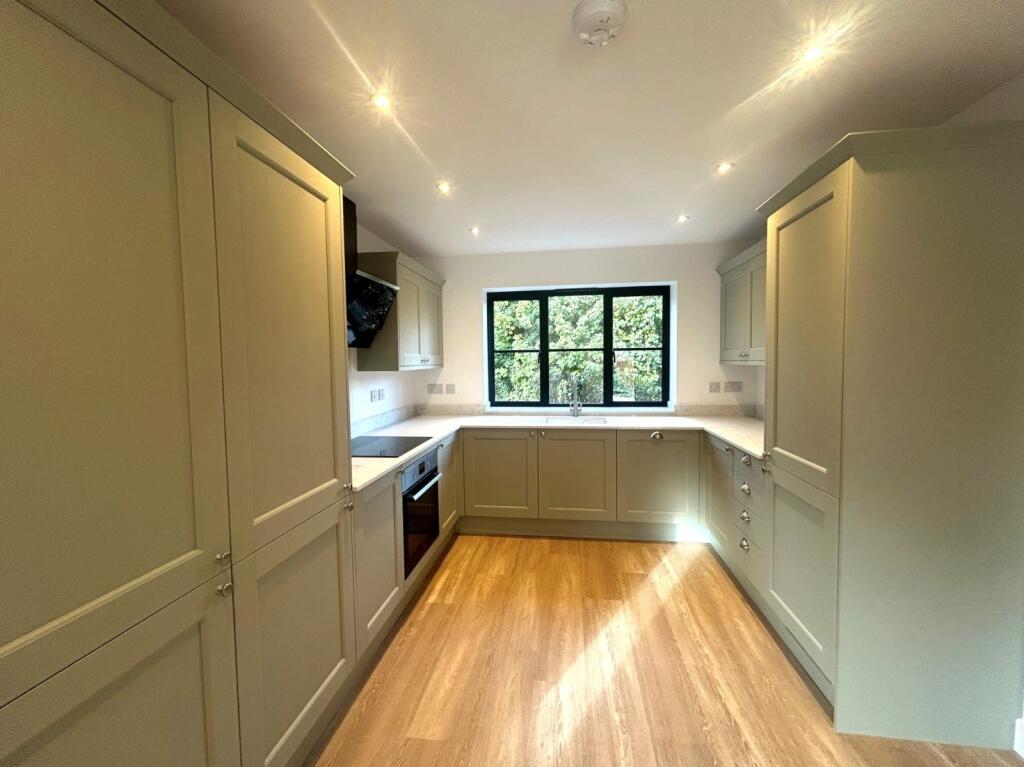 House in Stroud, Eastington - View 4