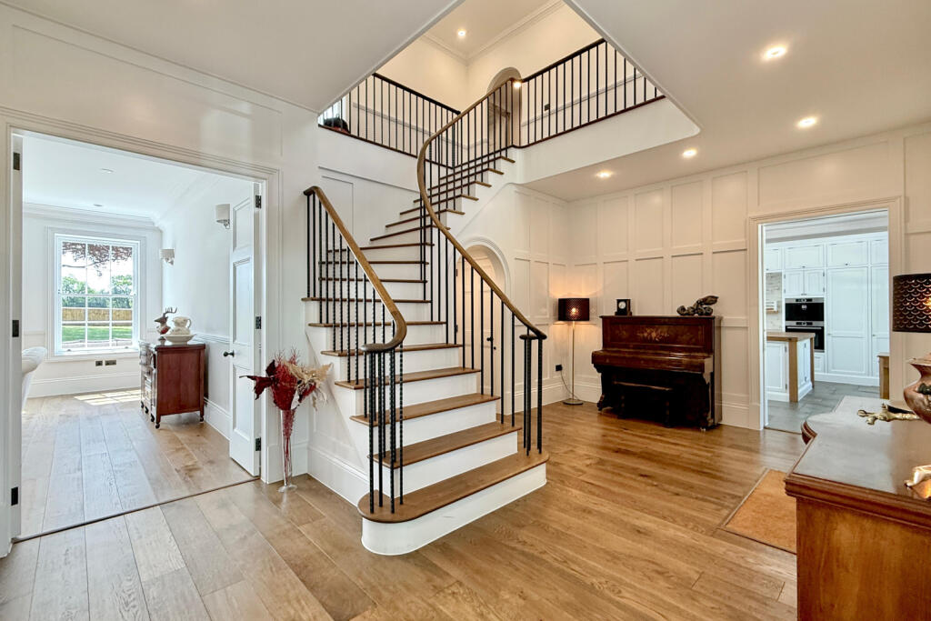 Holly Hill, Hangersley, BH24 3JN photo 4