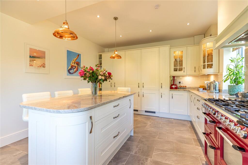 Charlton, Pewsey, Wiltshire, SN9 photo 4